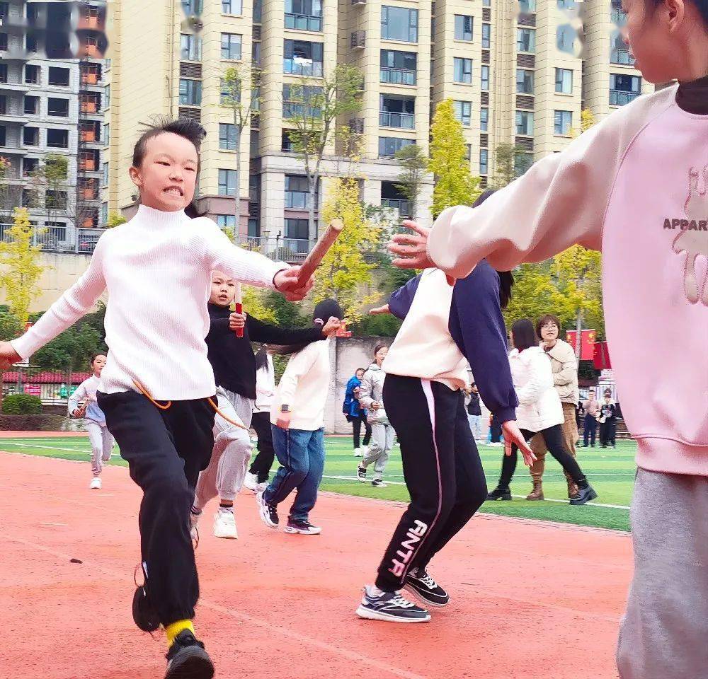 秀山鹭秀小学运动会 | 鹭秀少年正当"燃"_田径_sdfd_赛场