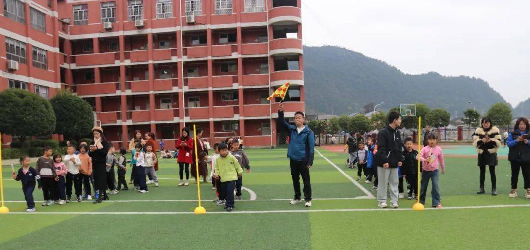 秀山鹭秀小学运动会 | 鹭秀少年正当"燃"