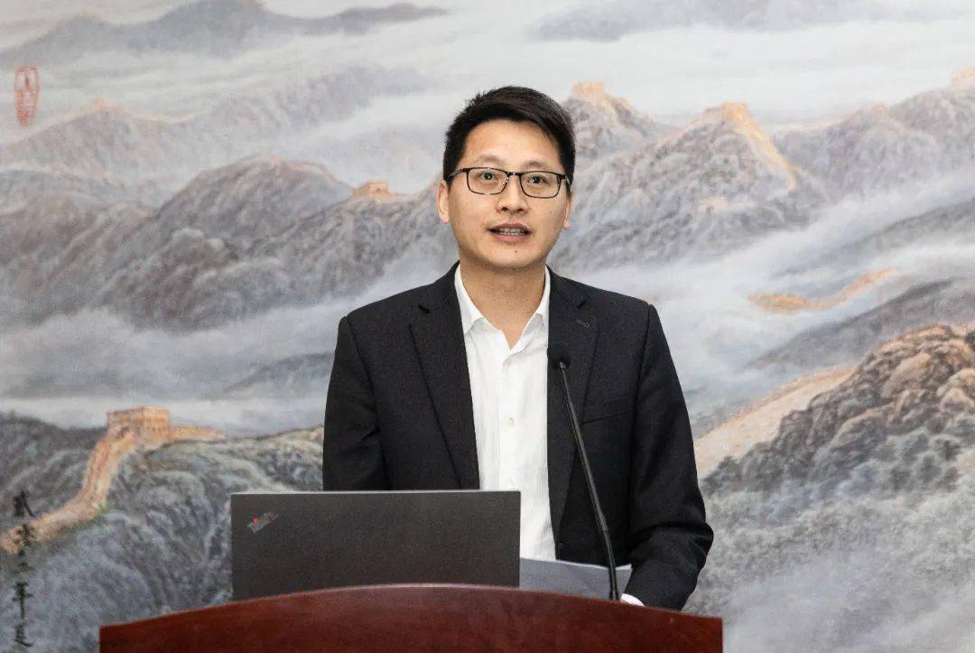 助力园镇外贸产业高质量发展为进一步强化监管,优化服务,11月16日