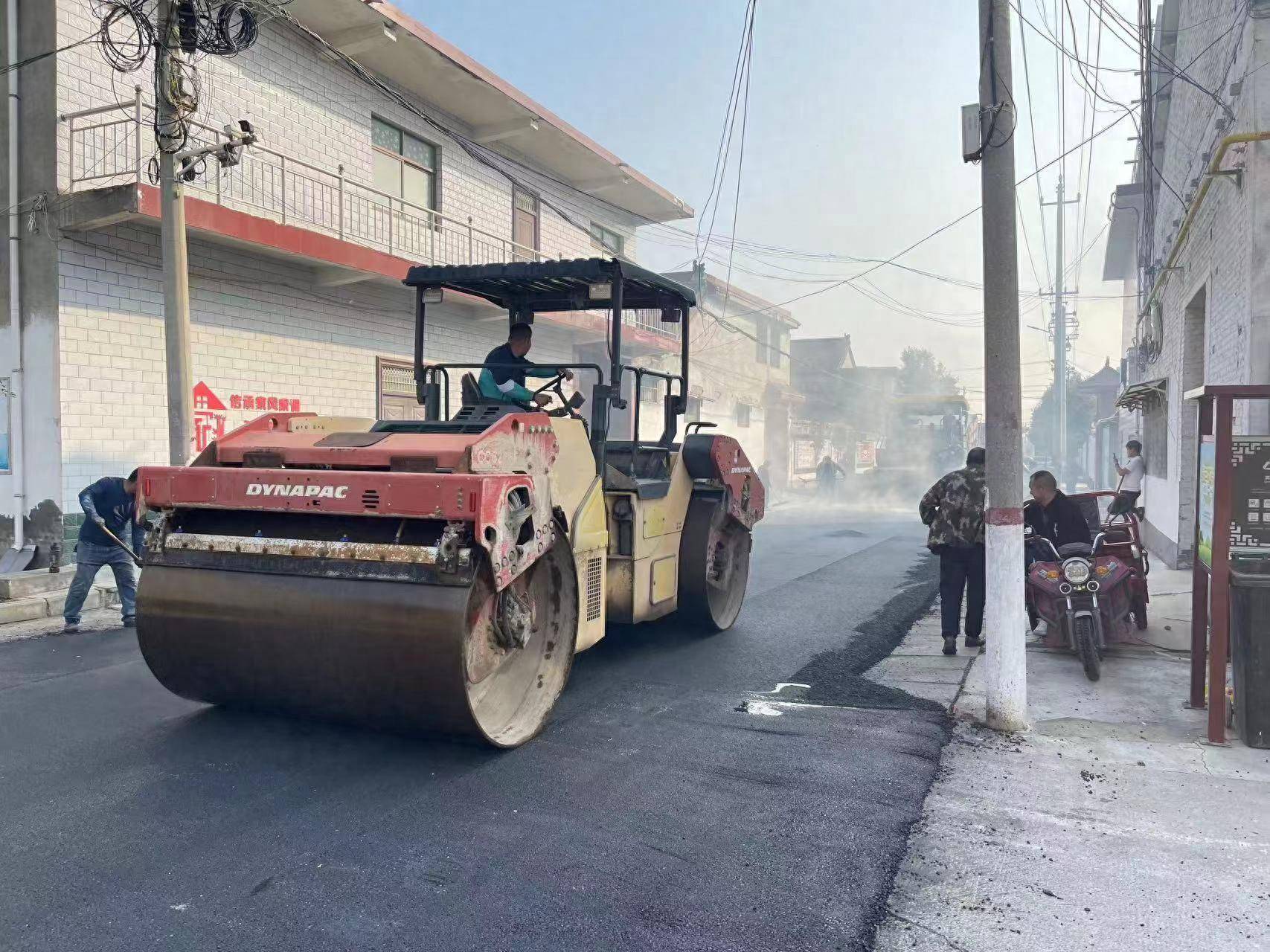 博愛縣柏山鎮:鄉村道路