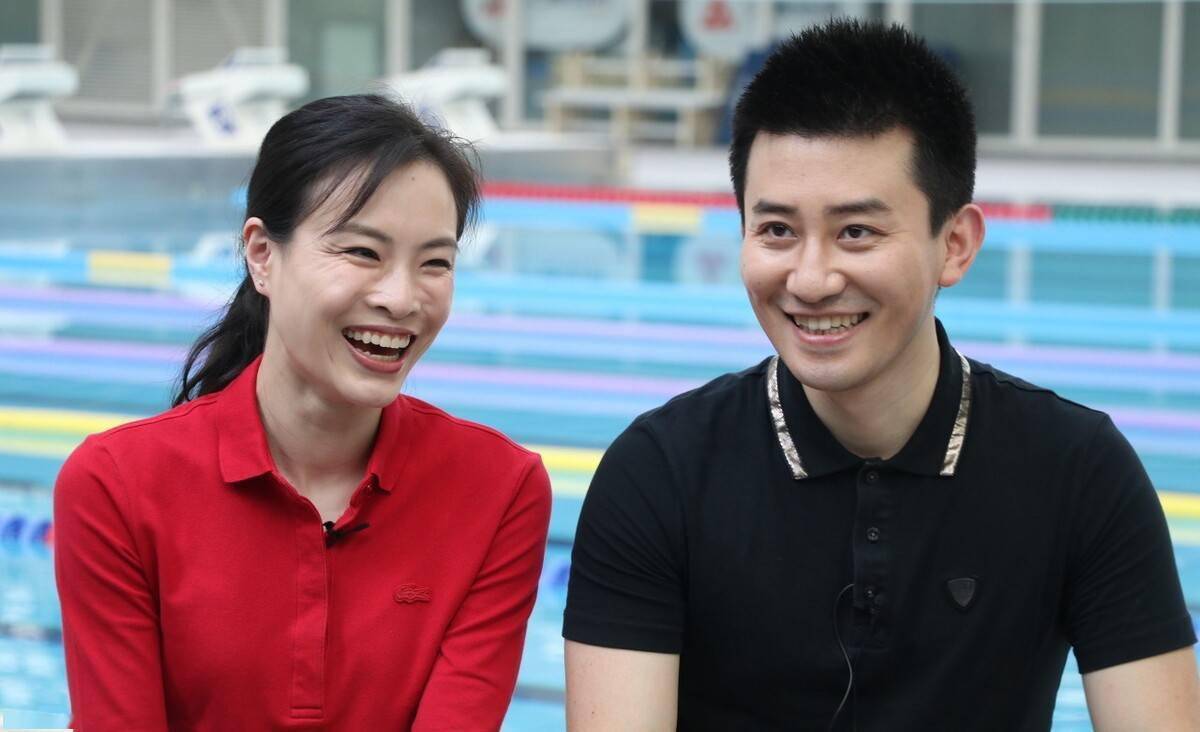 吴敏霞:不嫁豪门嫁普通人,退役后任副书记,生一儿一女很幸福_张效诚