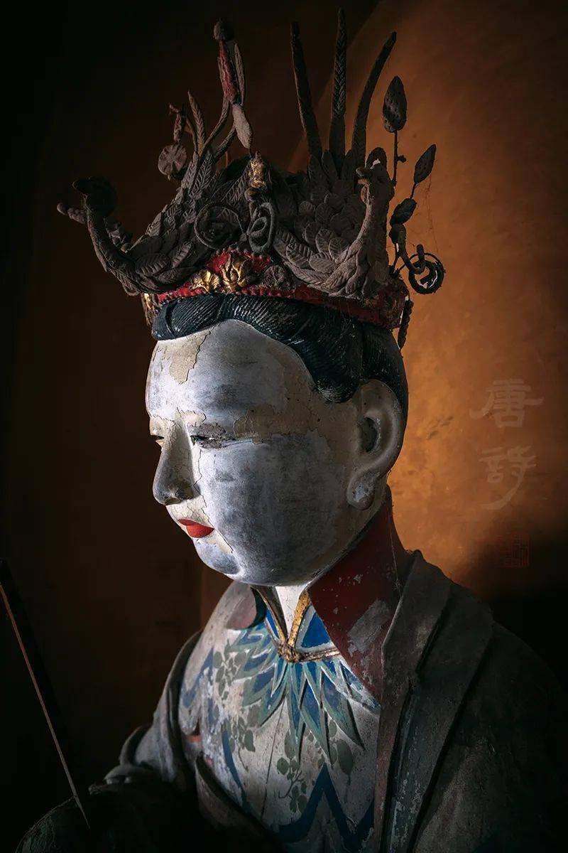 前院娘娘殿送子娘娘侧面半身像前院天王庙天王头像侧面前院天王庙天王