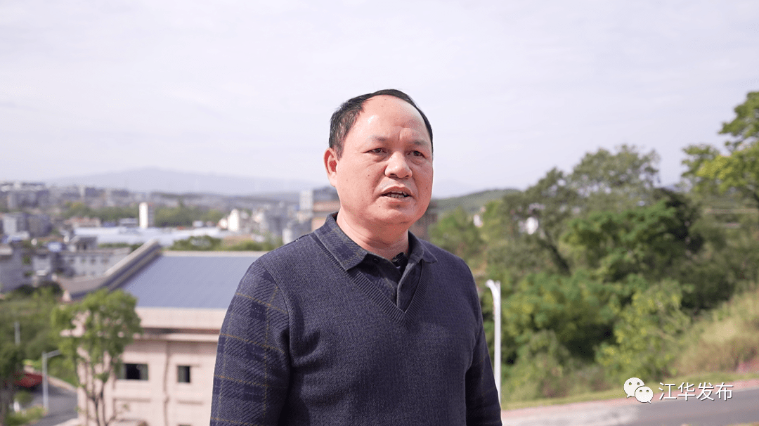 江华一中:开展"重走长征路"活动