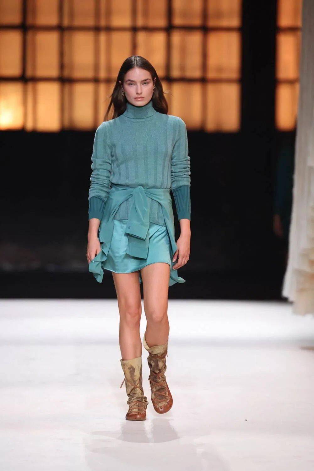 秀场上的30套时尚毛衣针织衫_合作_星标_趋势