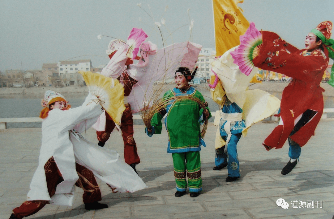 扑蝶舞_舞蹈_放蝶_蝴蝶