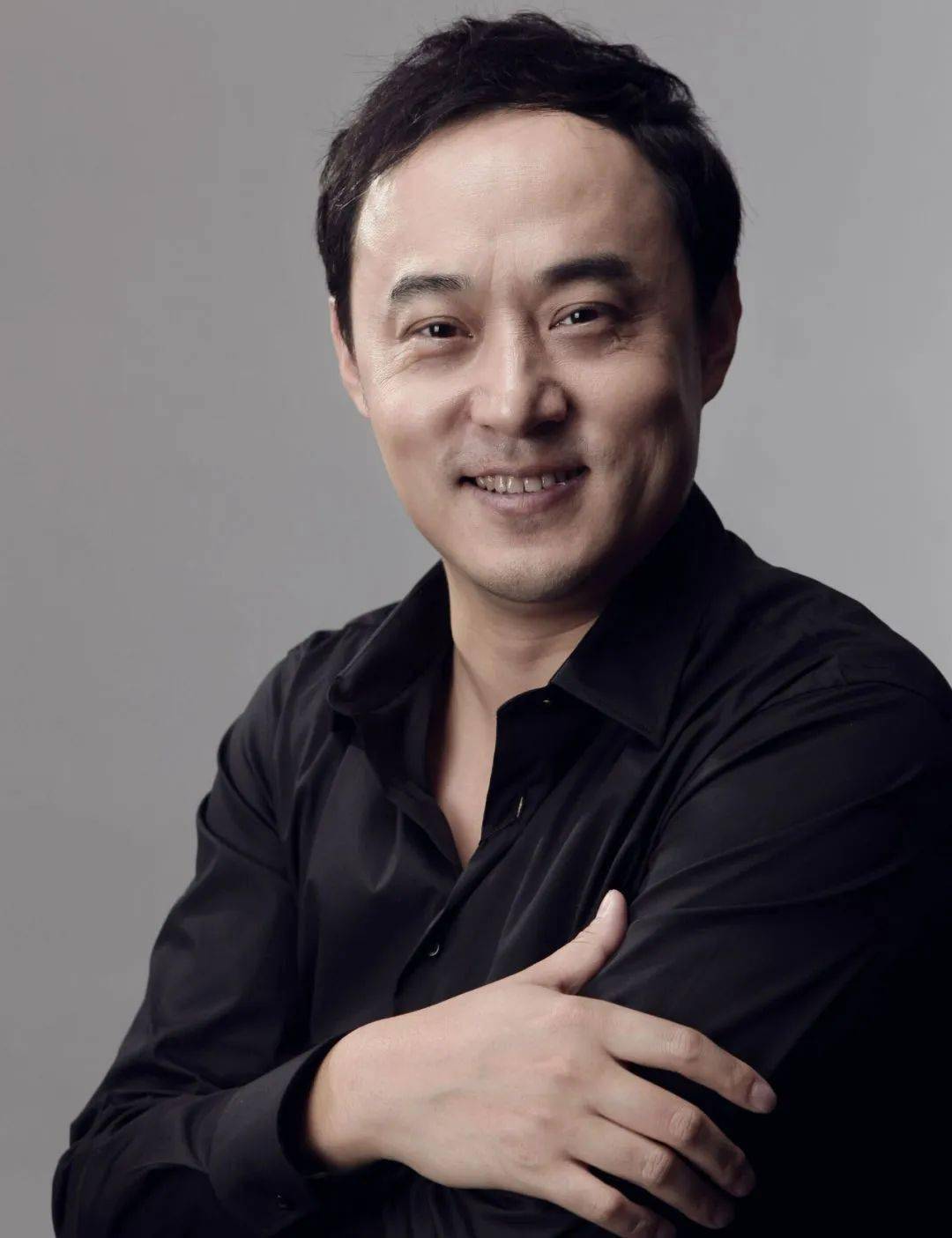 代表作有《浴血无名川》《浴血无名·奔袭》《瑶岗1949》《谷子地》