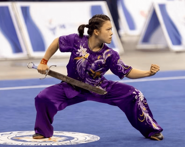 吴佳凝获世界武术锦标赛女子南刀冠军!