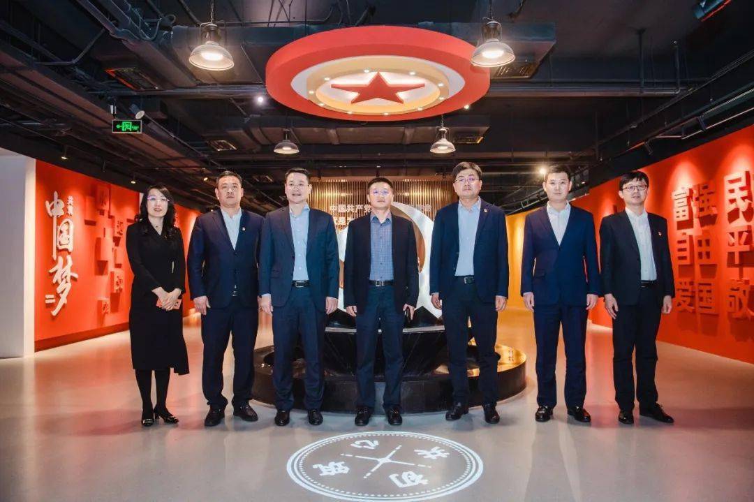 一支部一特色 | "三色立行""绿金联盟""零贷·普惠排头兵"展风采_服务