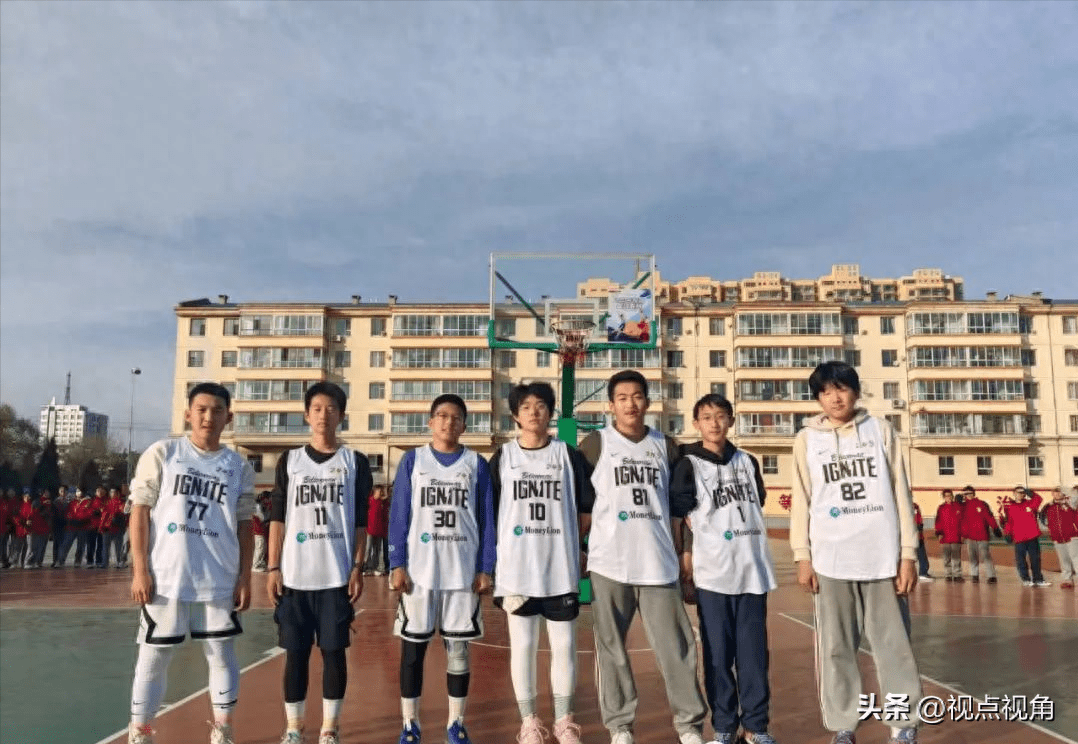朔城区第七中学校举办初三年级校园篮球赛_比赛_参赛_球员