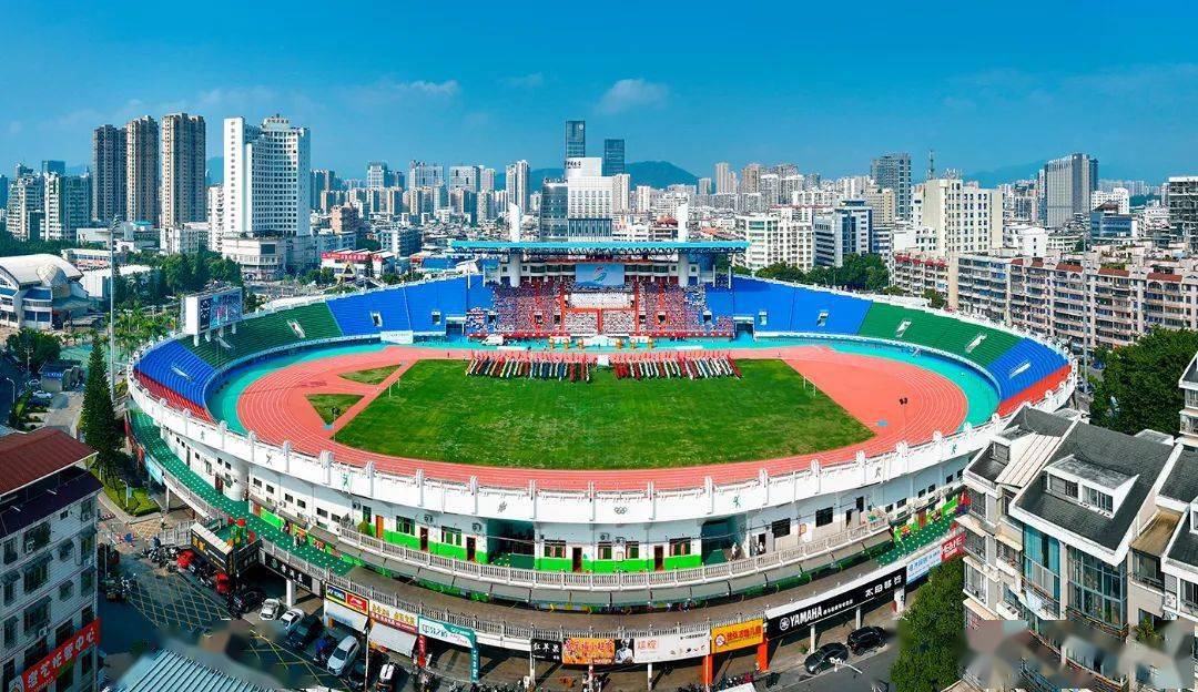 龙岩体育中心田径场被确认为"国家级ii类田径场地"