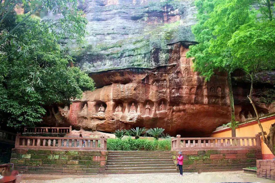 【12月15日发团】特价1099元/人起(纯玩)通天岩,赣州古城,高椅岭