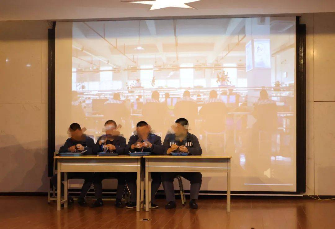 "剧"焦心灵 "戏"话改造——贵州省轿子山监狱举办首届罪犯心理情景剧