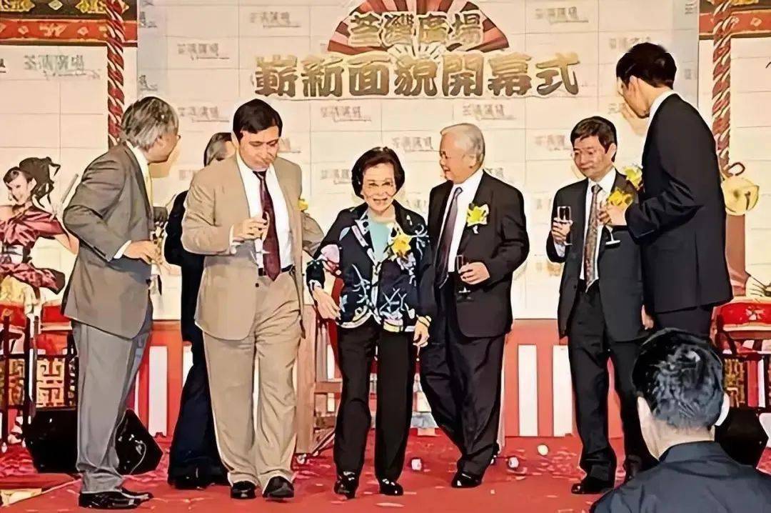 94歲中國女首富背後的宮鬥往事_鄺肖卿_郭得勝_香港