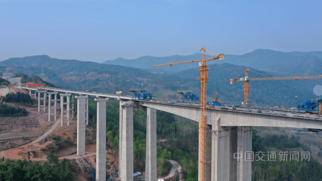 瑞孟高速入围2023年公路重大工程新闻宣传"十佳项目"推选终评环节