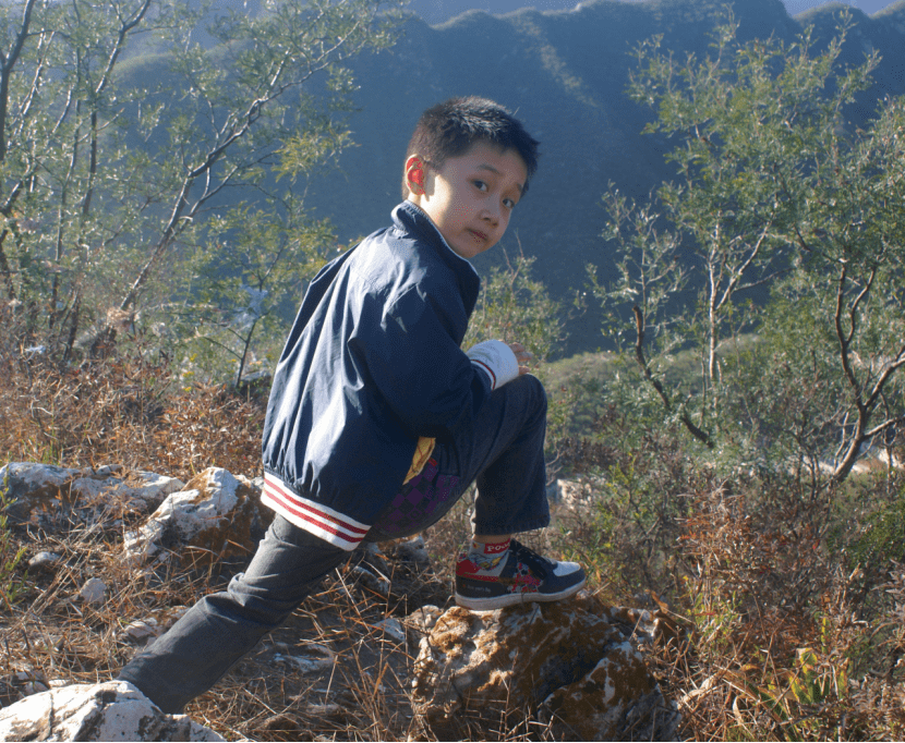 亲友经验谈 | 沐风而歌的少年_孩子_父母_同学