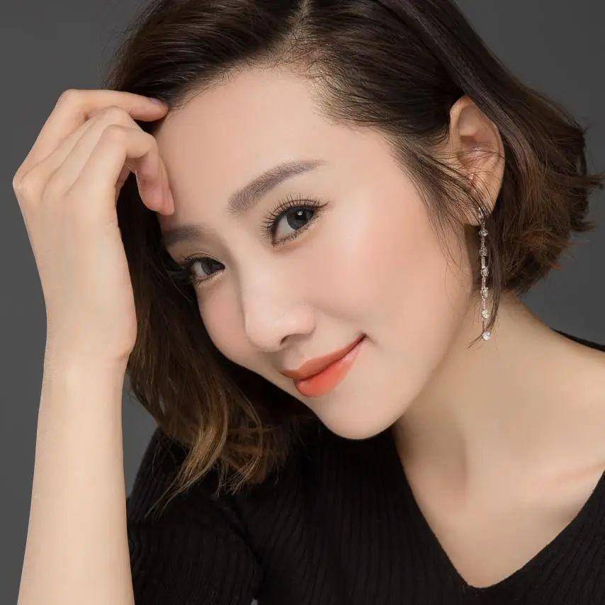 扶青十年"ta"们 | 忻雅琴:把越剧艺术的接力棒传下去_青计划_上海