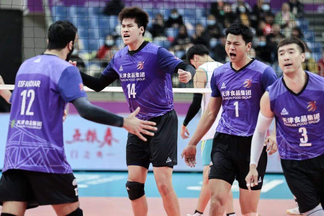 连续挽救四局点 天津食品集团男排收获三连胜_比赛_四川男排_四川队