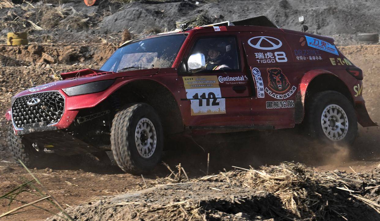 赛车——中国汽车场地越野锦标赛总决赛预赛赛况_比赛_长山_新华社