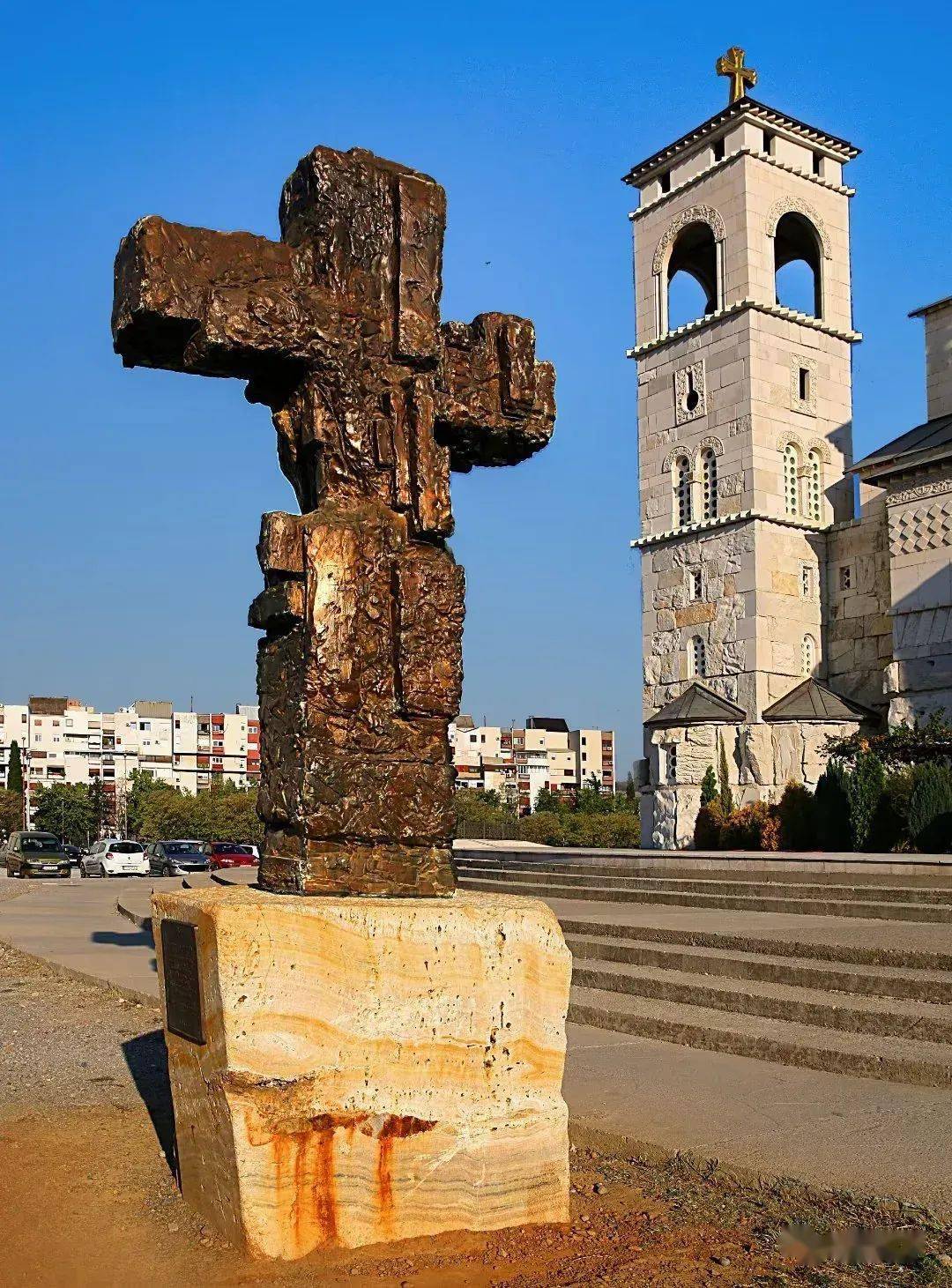 黑山基督复活大教堂_波德戈里察_十字架_故事