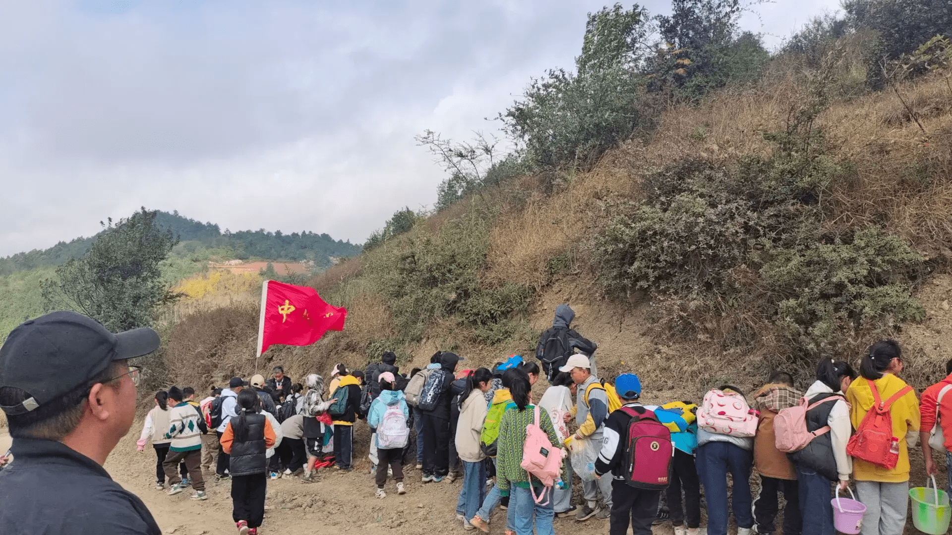 雲南陸良:尋古生物足跡,探大自然奧秘_化石_科普_趙英