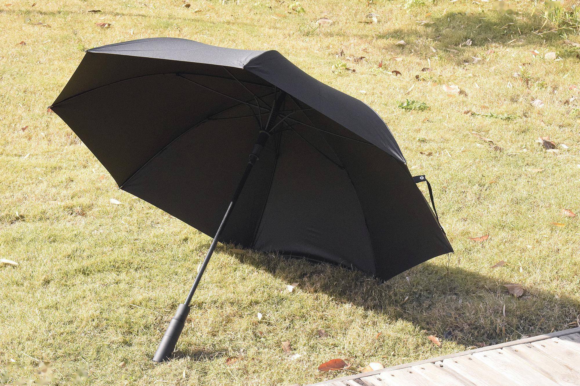 弘安保罗战术防身喷雾伞体验_收纳_荷叶_雨伞