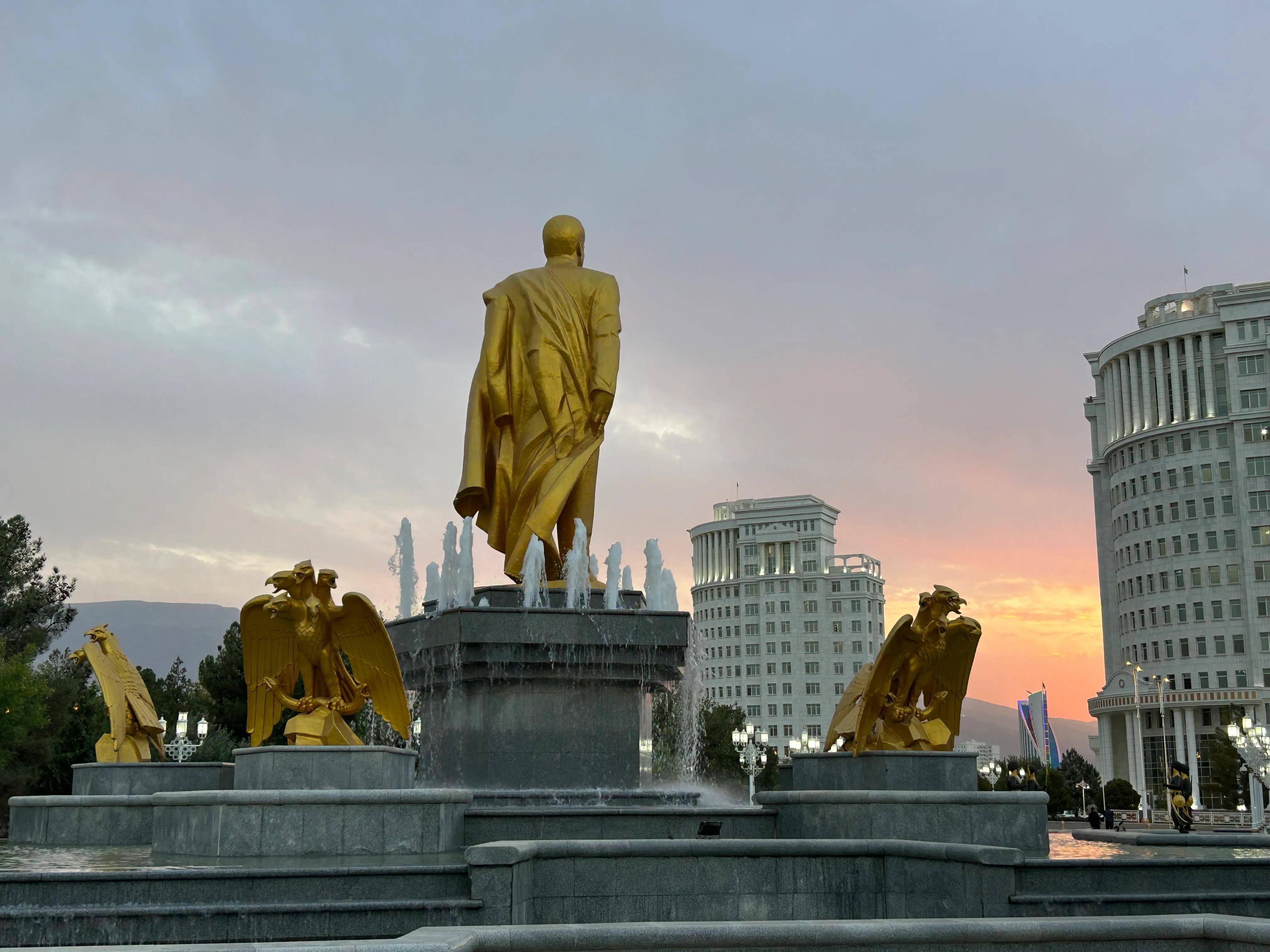 土库曼斯坦的地狱之门-一个有点难度的旅游目的地