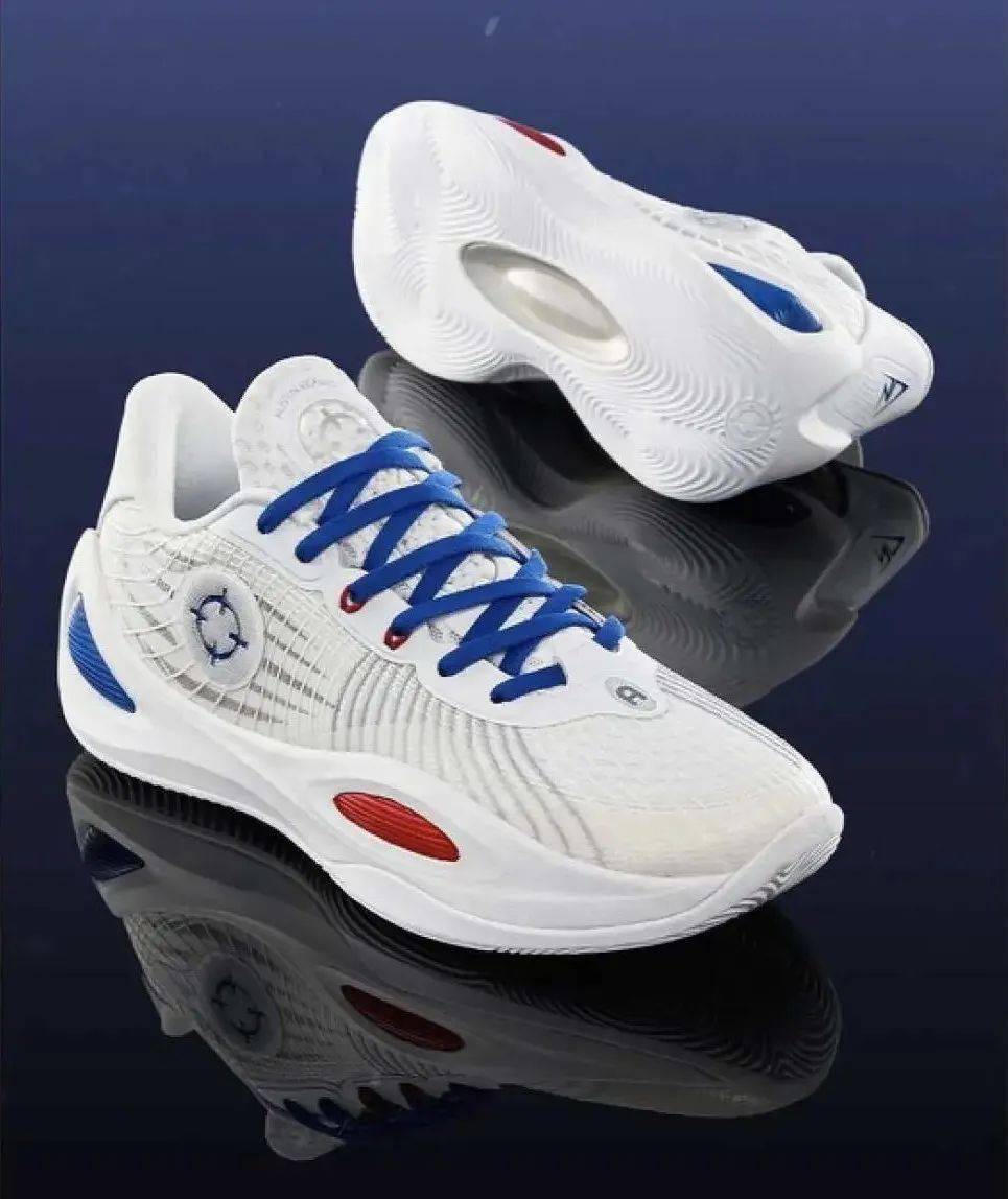 nba球员,成为国产品牌老板了……_曼巴里夫斯_篮球鞋_湖人队