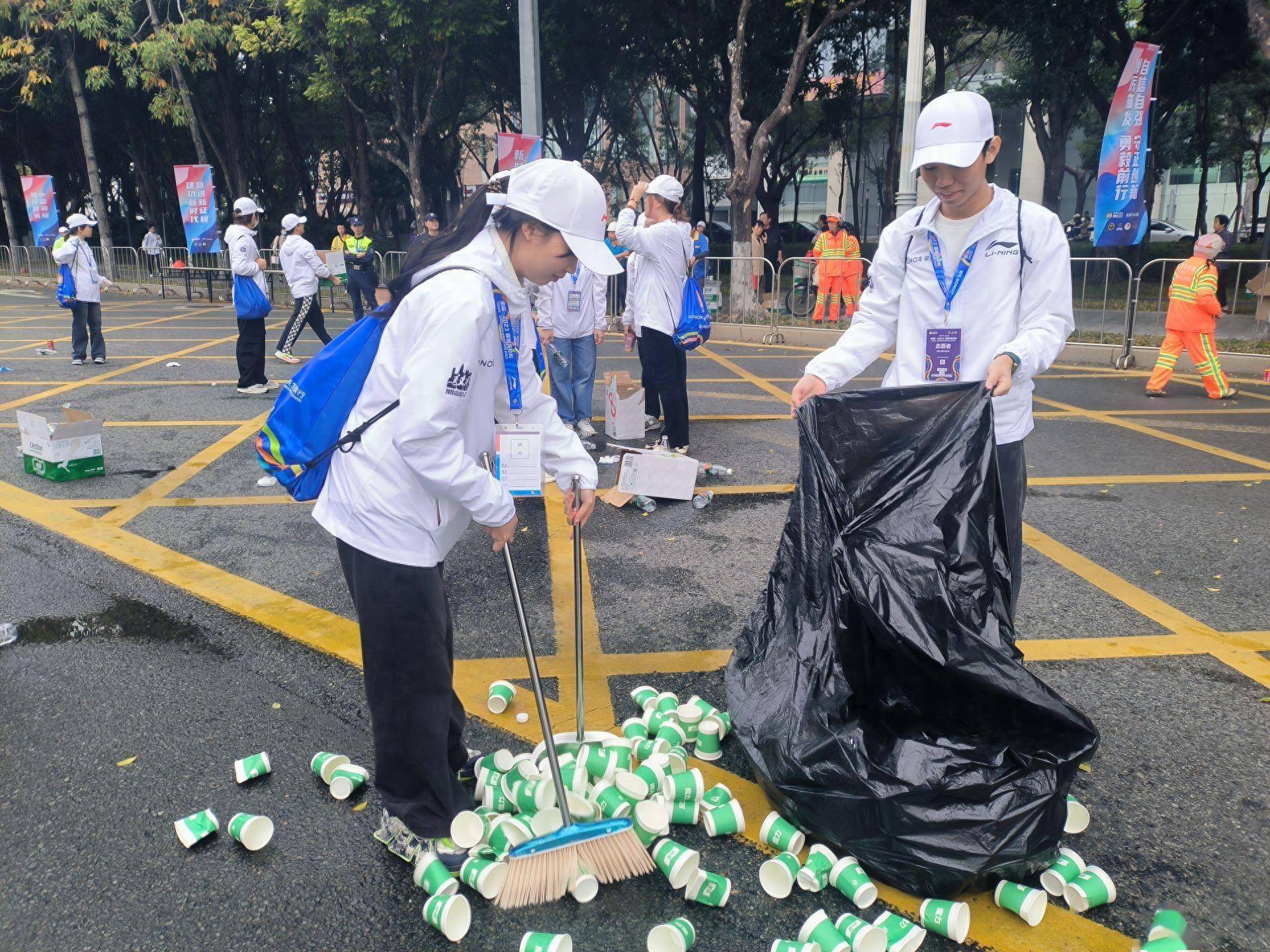 12月5日是國際志願人員日.