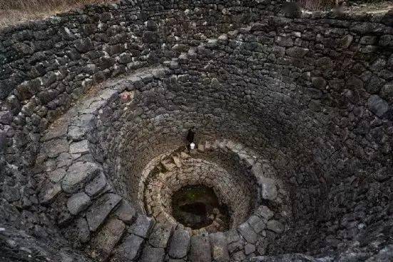 记载的历史达3100多年,是楚文化发祥地,三国故事发源地,和氏璧出土地