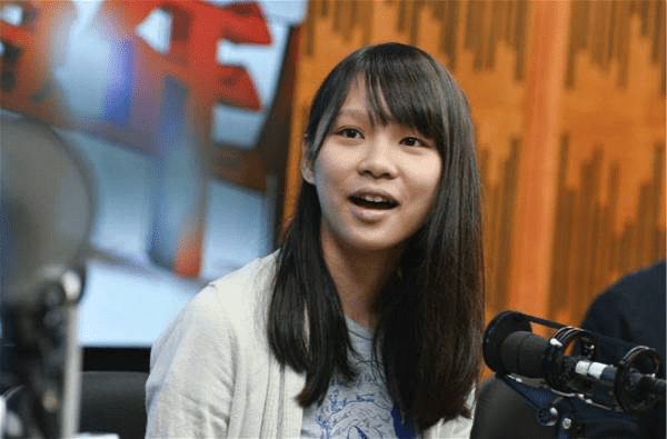 港府最新发声:全力追捕!_周庭_香港_警方