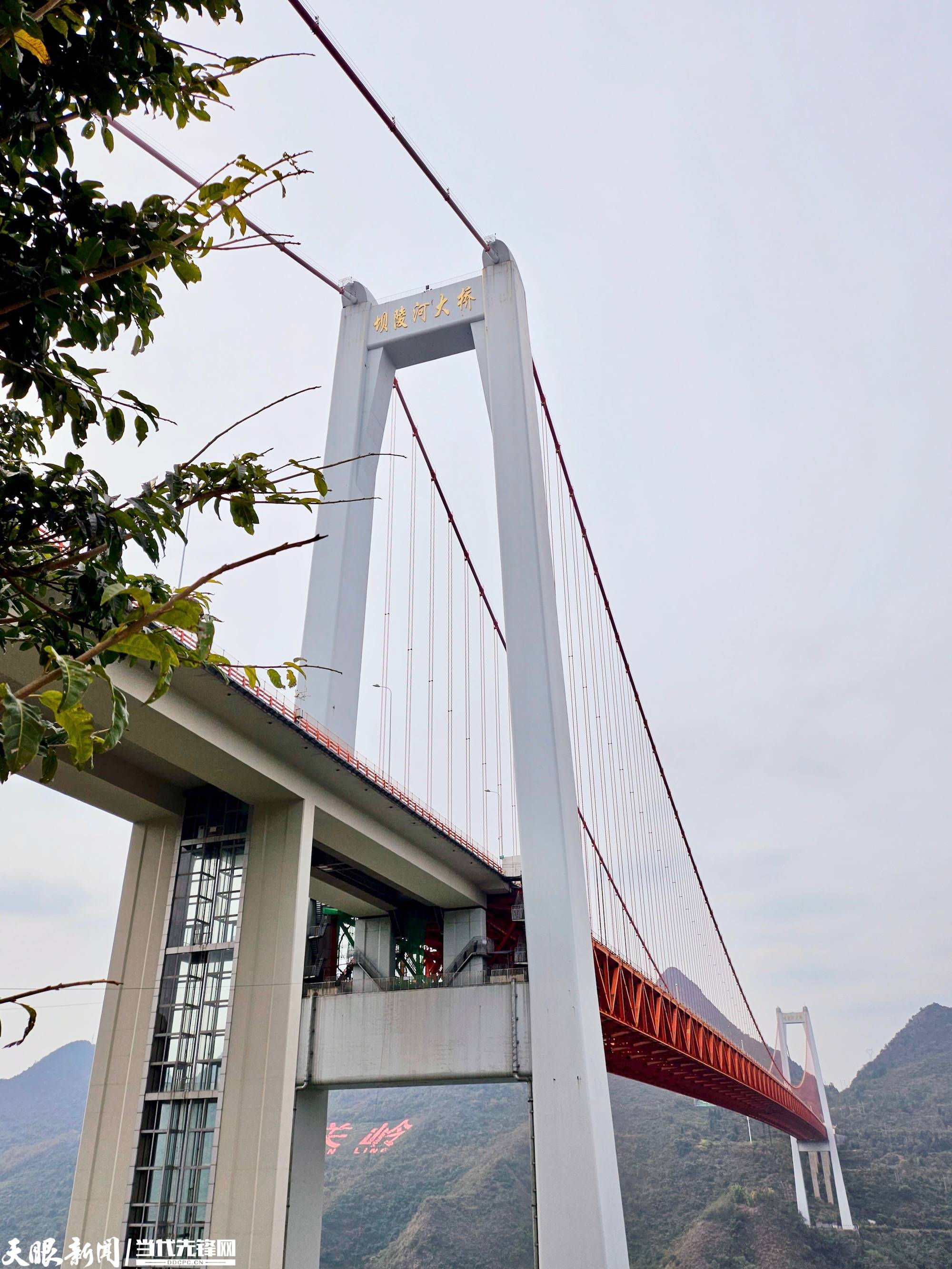 天眼影像|在坝陵河桥梁博物馆"桥"见科技感_贵州_河大桥_建设