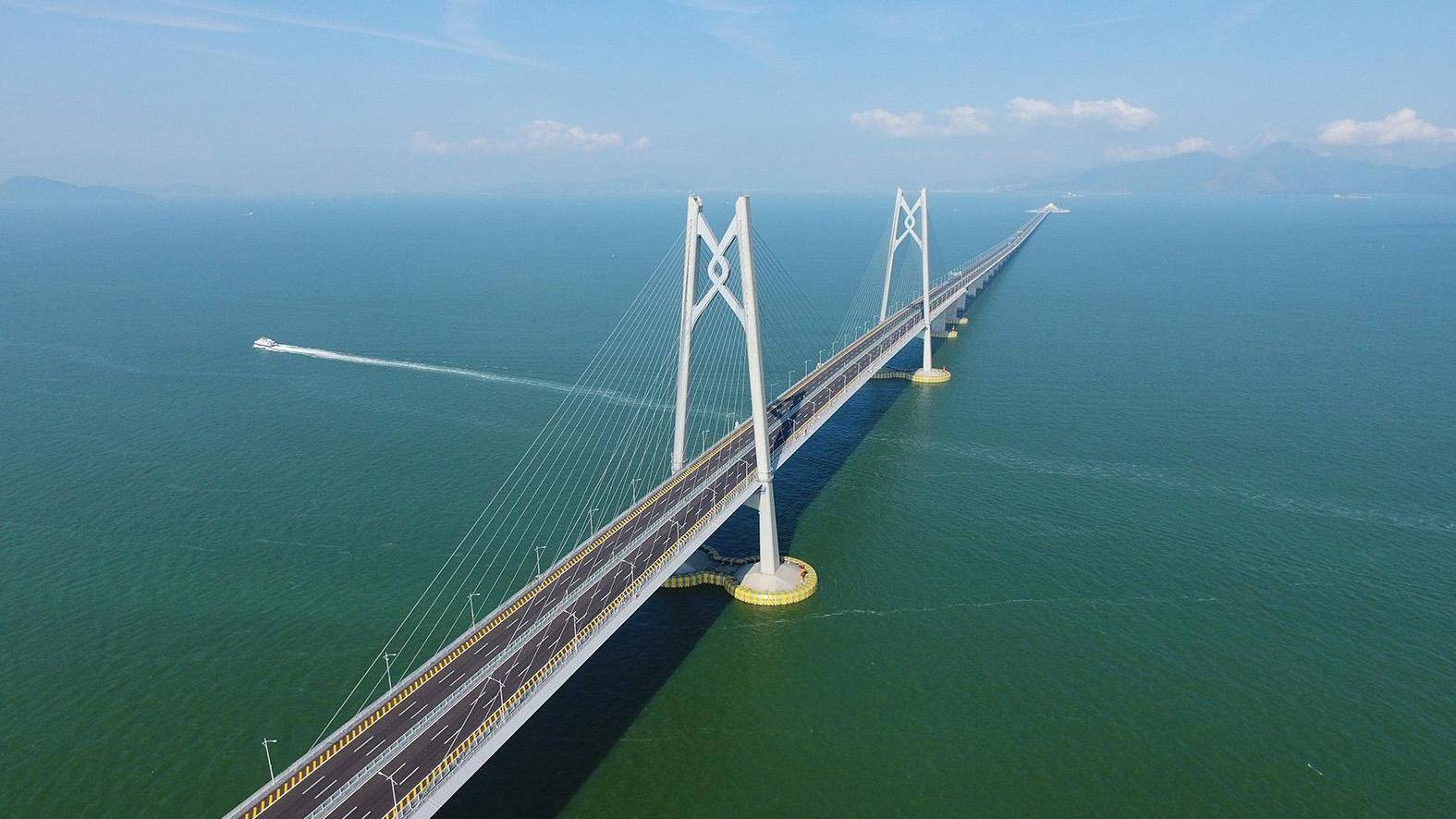 早读| 港珠澳大桥游票价定了;学生在校期间全员戴口罩?