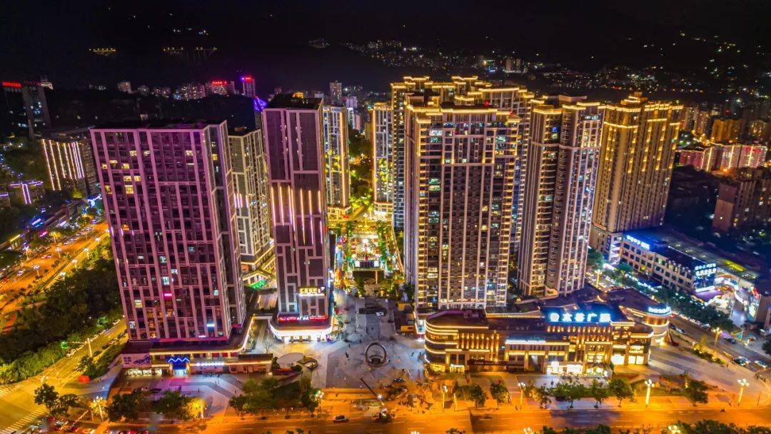 【东区·时尚消费目的地】打造时尚消费的"诗和远方"_攀枝花_城市