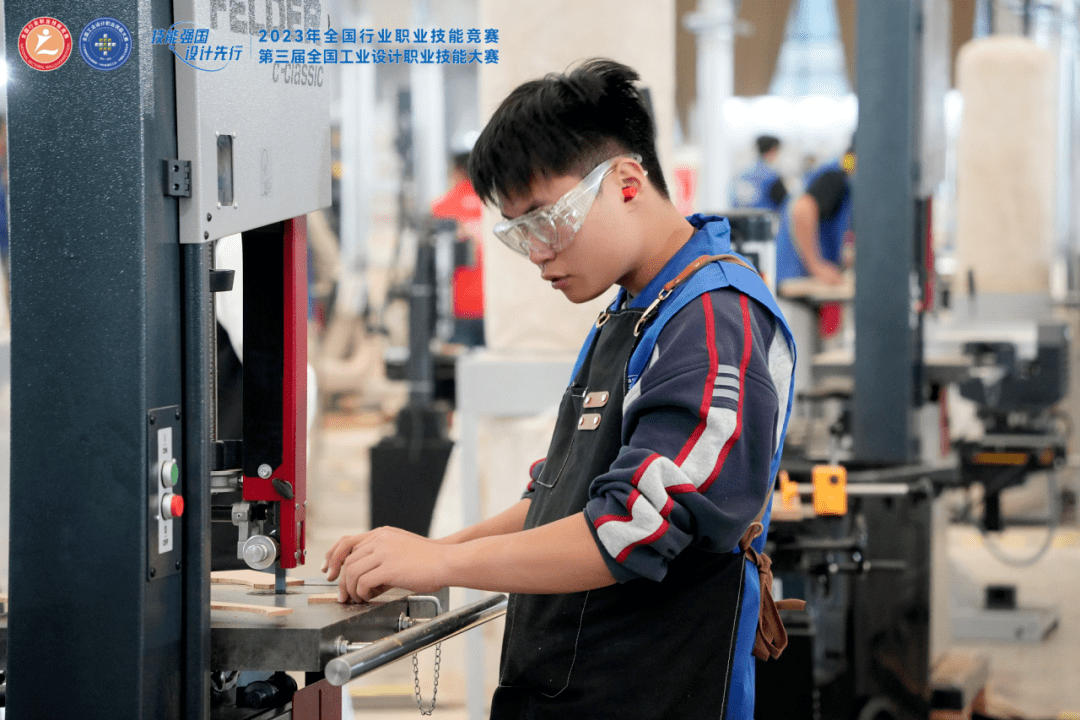 扬州技师学院在第三届全国工业设计职业技能大赛决赛中斩获佳绩_比赛