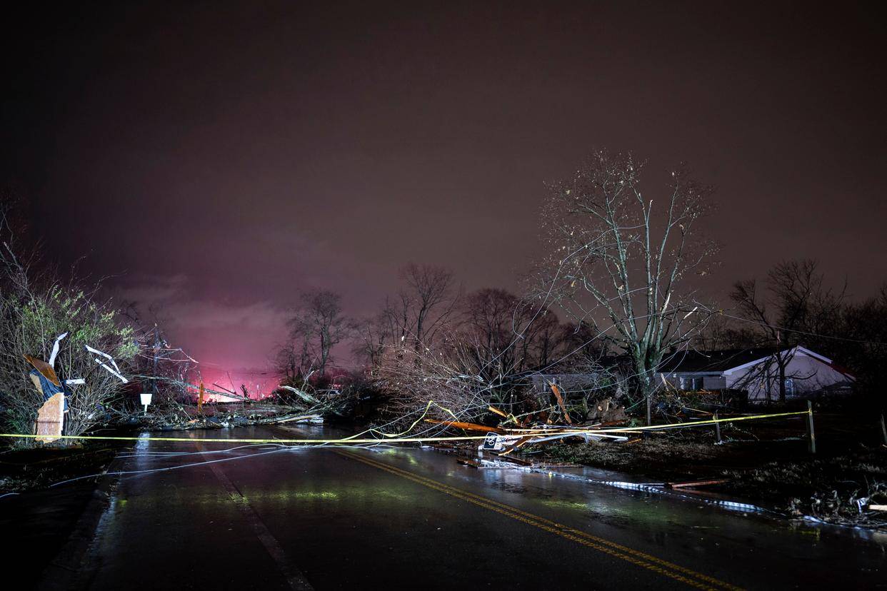 美国田纳西州龙卷风致至少6人死亡_新华社_袭击_纳什维尔