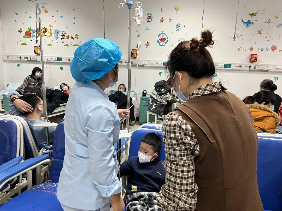 【身边的榜样】同心协力 用爱与担当守护患儿健康——西青医院代利荣