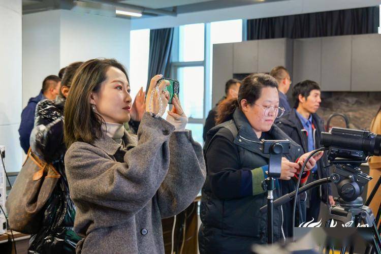 "好品山东"网络名人采风活动走进日照_中央_活力_孙浩茗