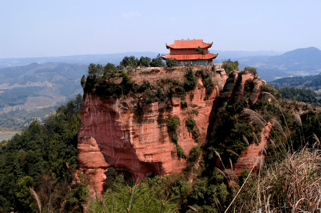 宜宾高县红岩山风景区图片