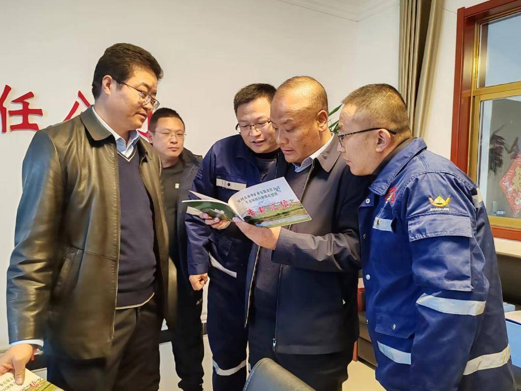 12月3日,县委副书记,县长杨海强深入桑科镇,阿木去乎镇,拉卜楞镇督导