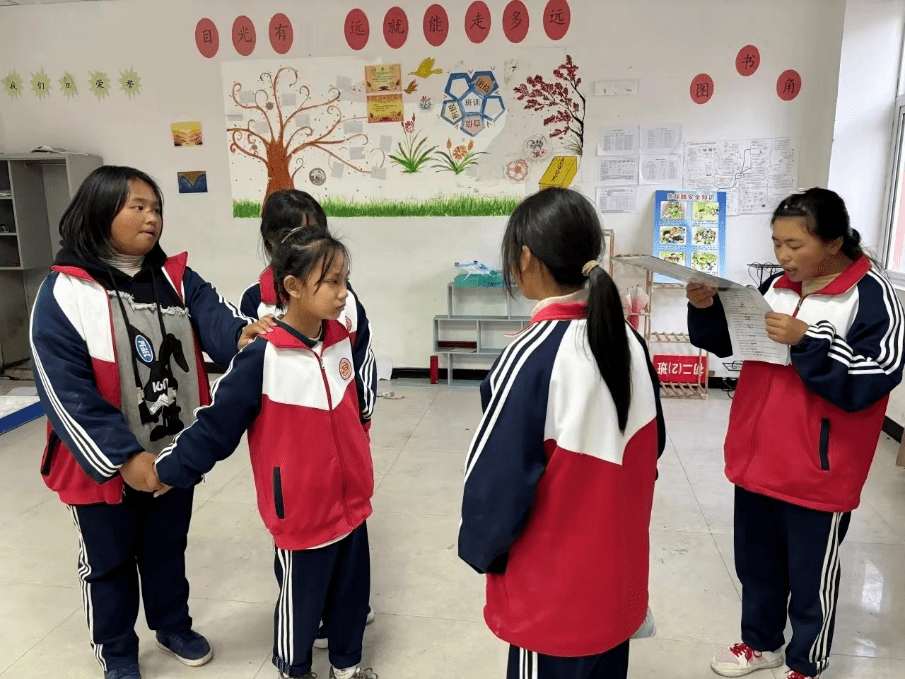 时光荏苒,研支团成员已在石门乡度过了90余个日夜,与石门民族中学学生