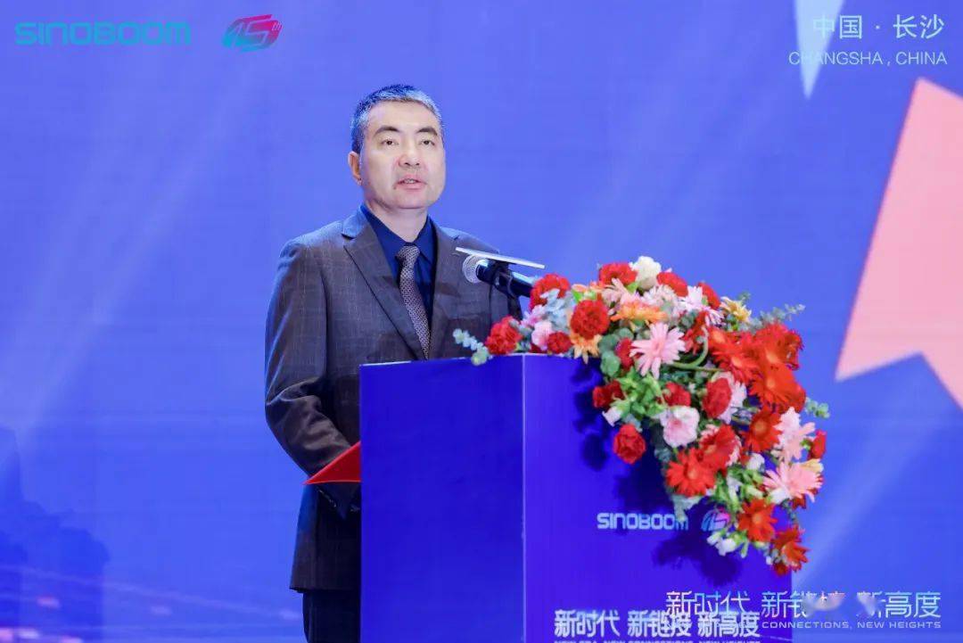 星邦智能董事长刘国良获"新湖南贡献奖""b类国家级领军人才"!