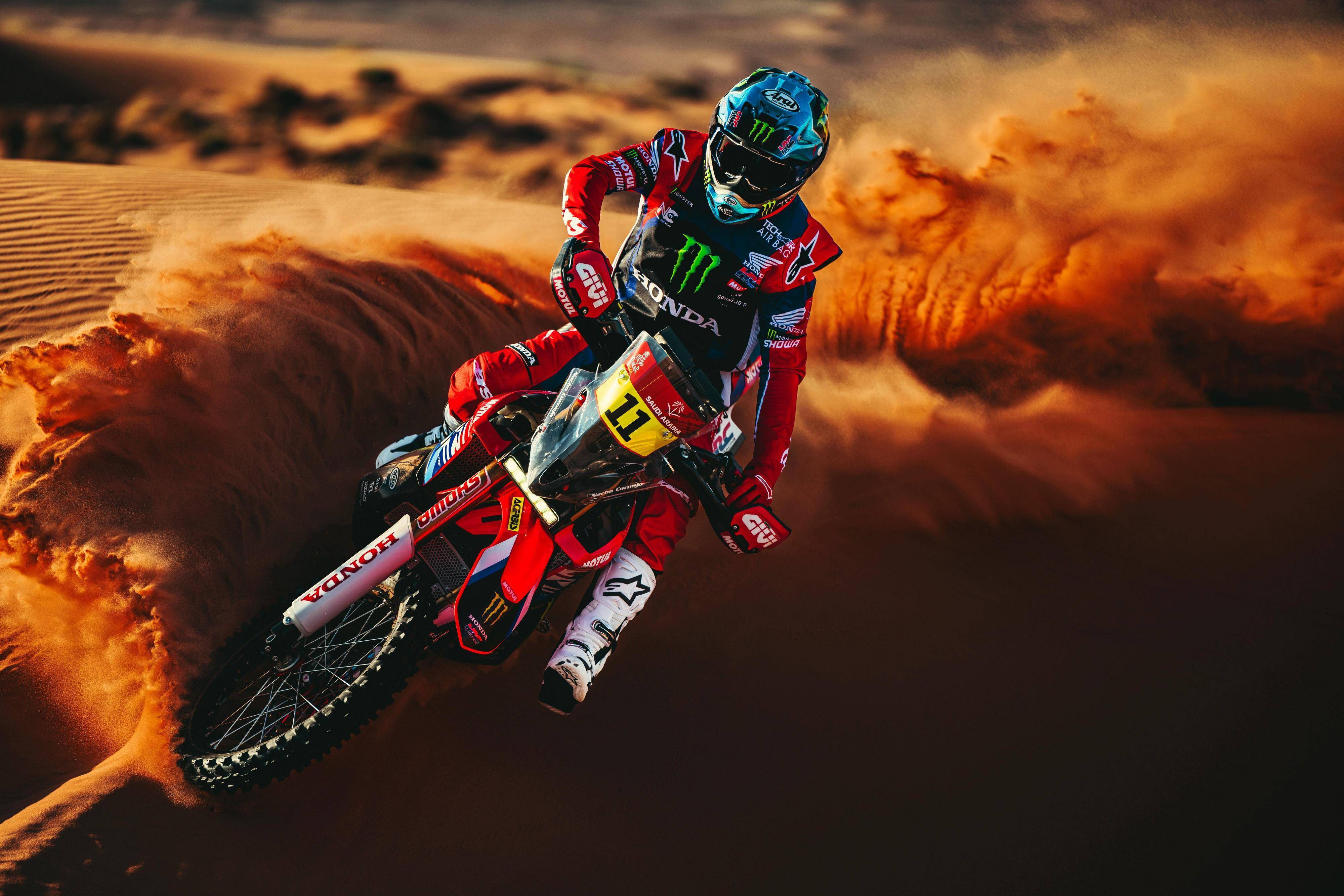 在过去的四十多年来,honda 阵营累计夺得过七次达喀尔拉力赛摩托车组