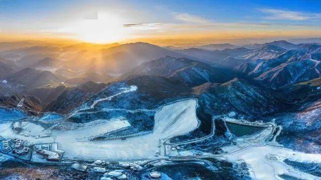 冰雪頭條:全國規模最大的夜場滑雪勝地誕生; 上海