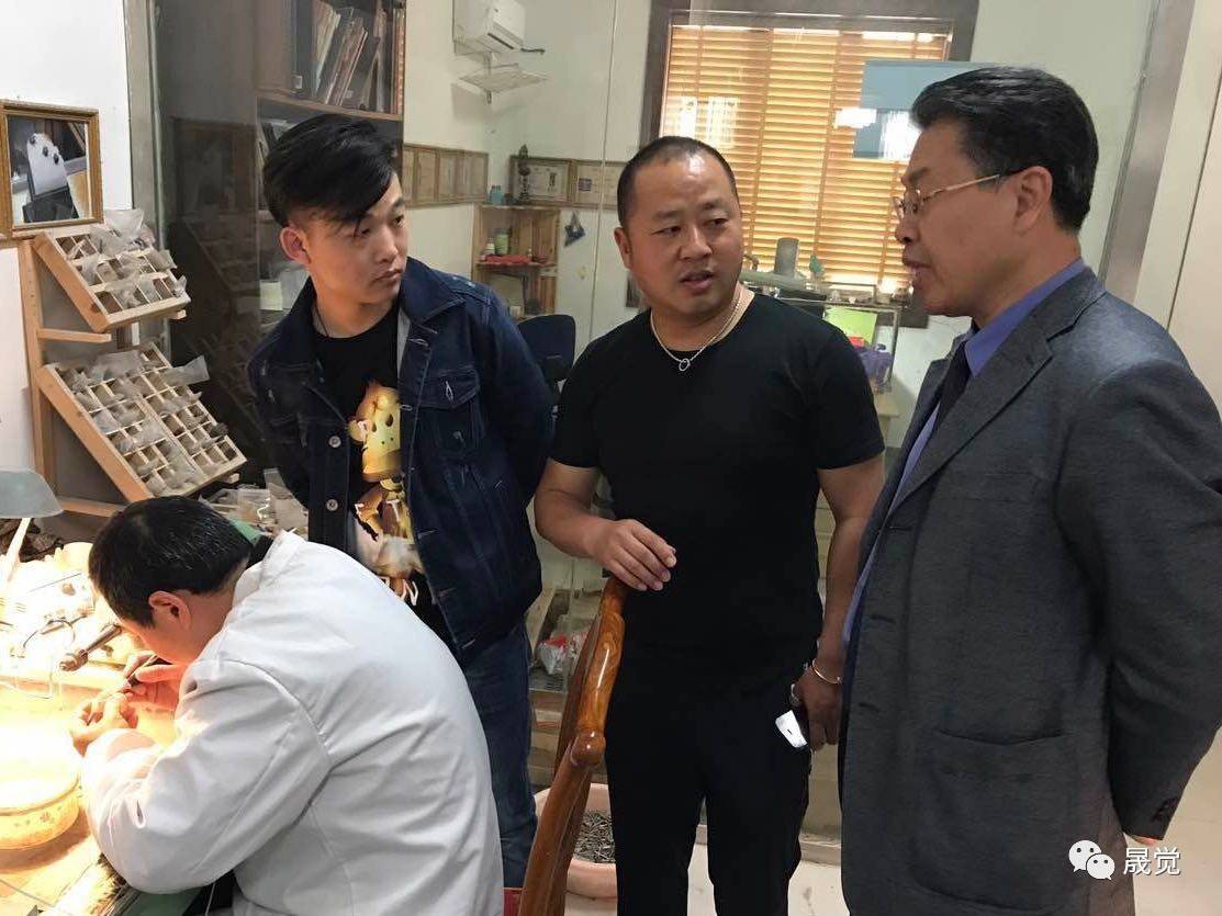 勤勉务实:走访淮海玉雕联盟蚌埠"赏玉阁"创作室记事_徐斌_技艺_玉器