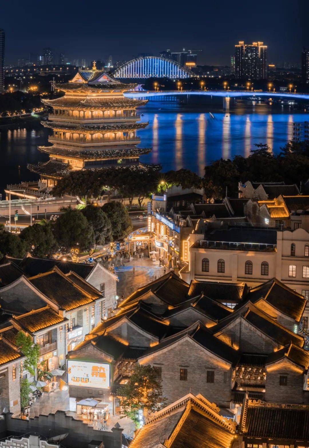 人这一辈子,一定要去一趟南宁,感受一次"生机勃勃"的夜_南铁_美食