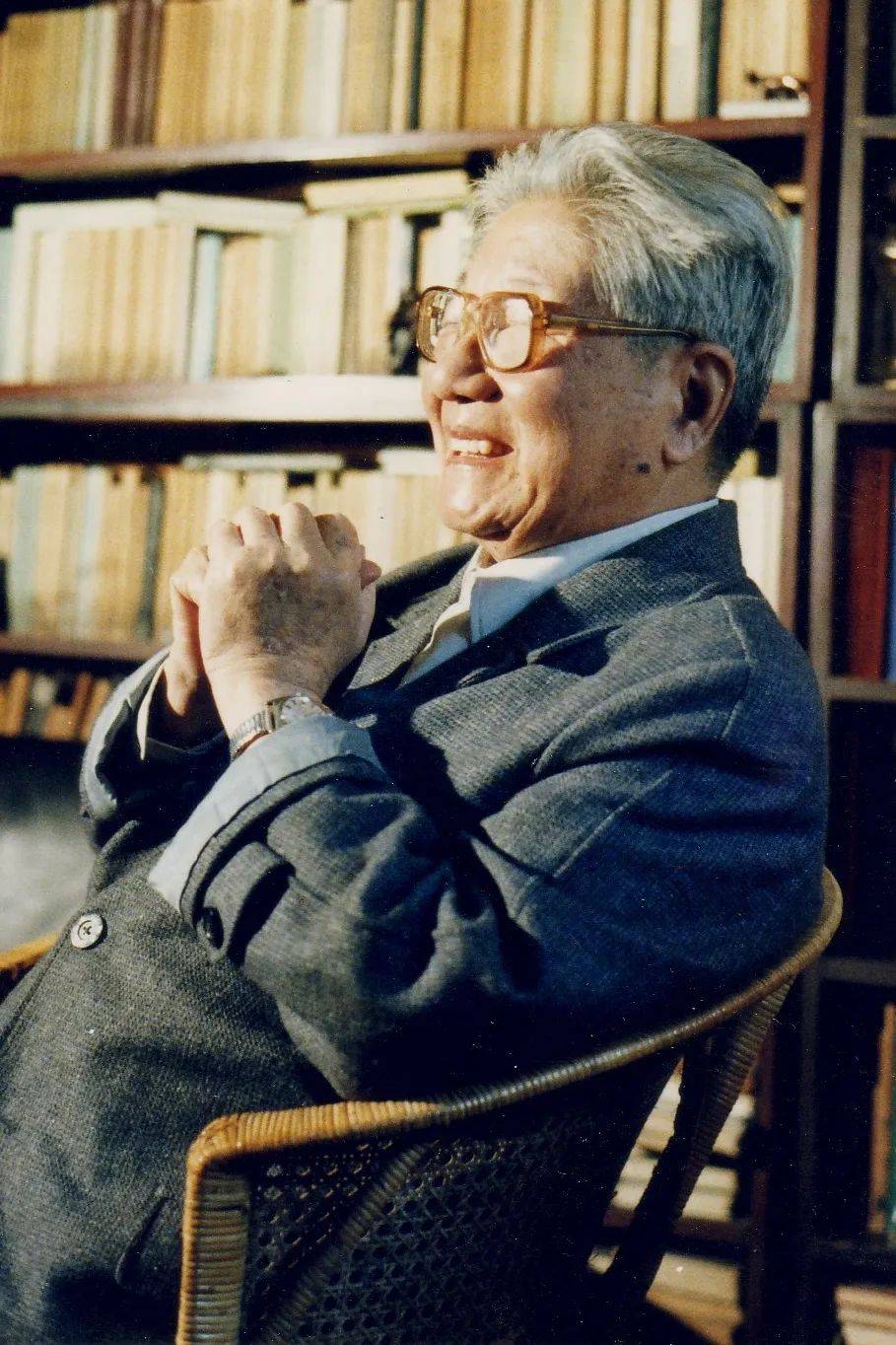 "冯至先生一半是诗人,一半是哲人.