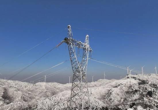 国家电网公司全力做好抗击雨雪冰冻保供电_电力_应急_工作