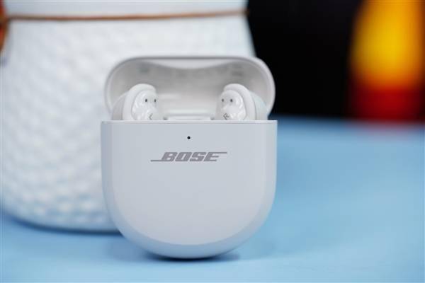 “大鲨”三代！BOSE QuietComfort消噪耳塞Ultra图赏(图2)