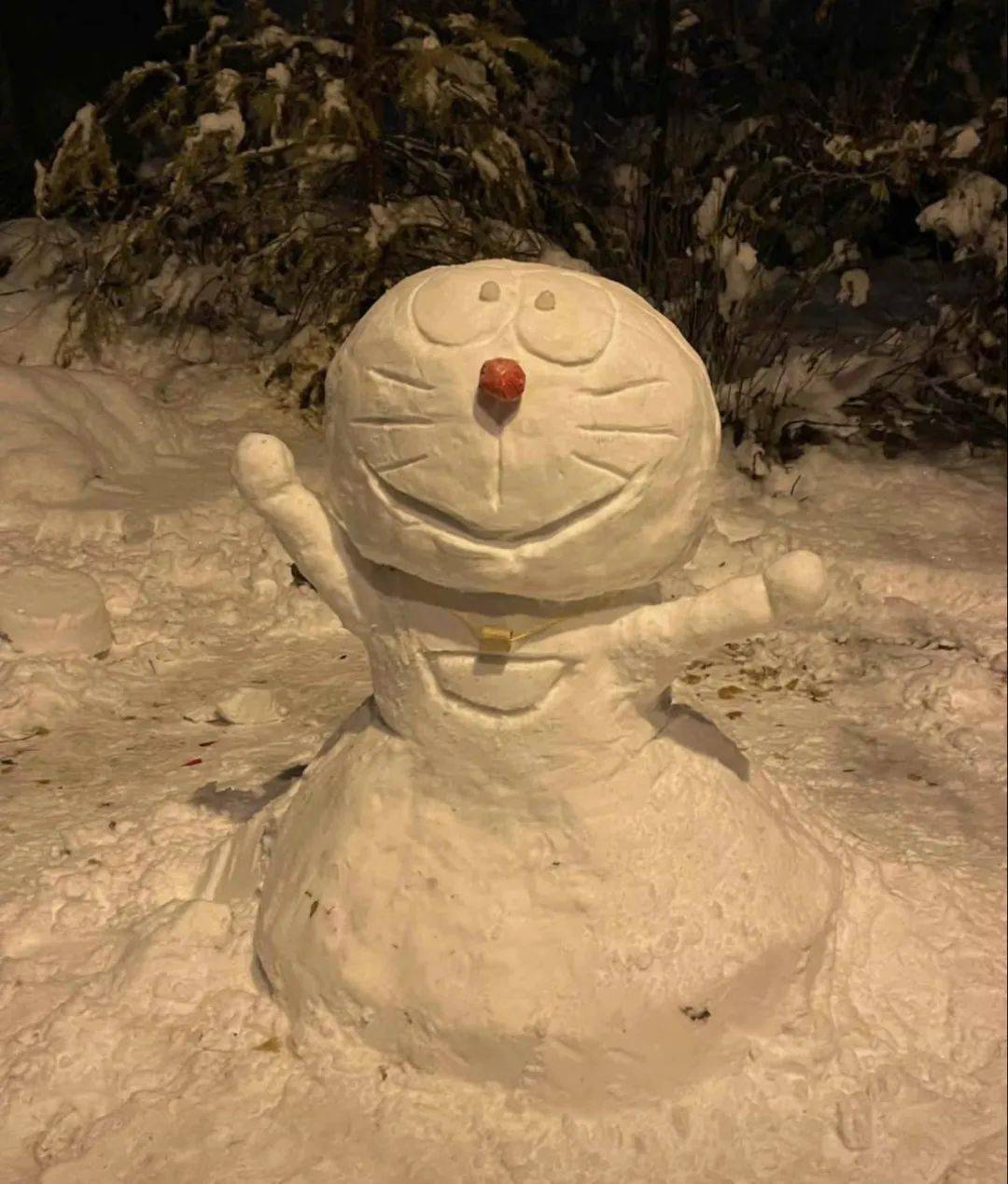 会跳舞的哆啦a梦请勿触碰狗头.相信光吗?