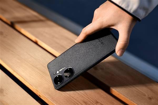 首款天玑9300直屏手机！iQOO Neo9系列三色公布(图4)